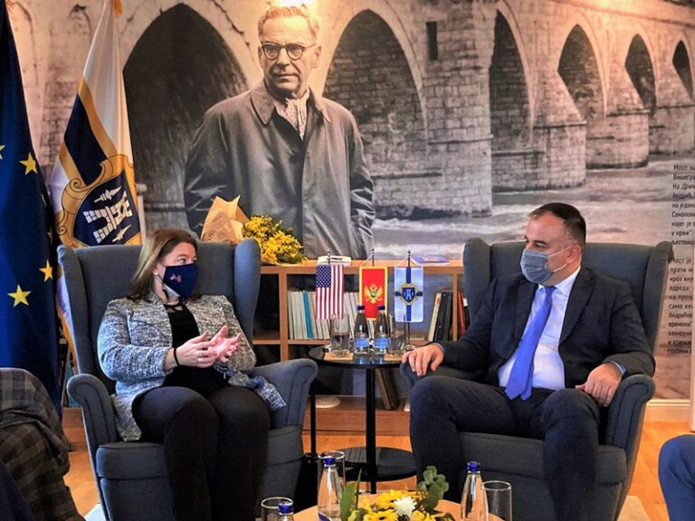 Ambasadorka SAD u Herceg Novom: Upoznata sa razvojem i potrebama građana