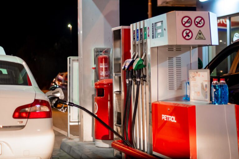Od iduće godine gorivo skuplje 3 centa po svakom obračunu