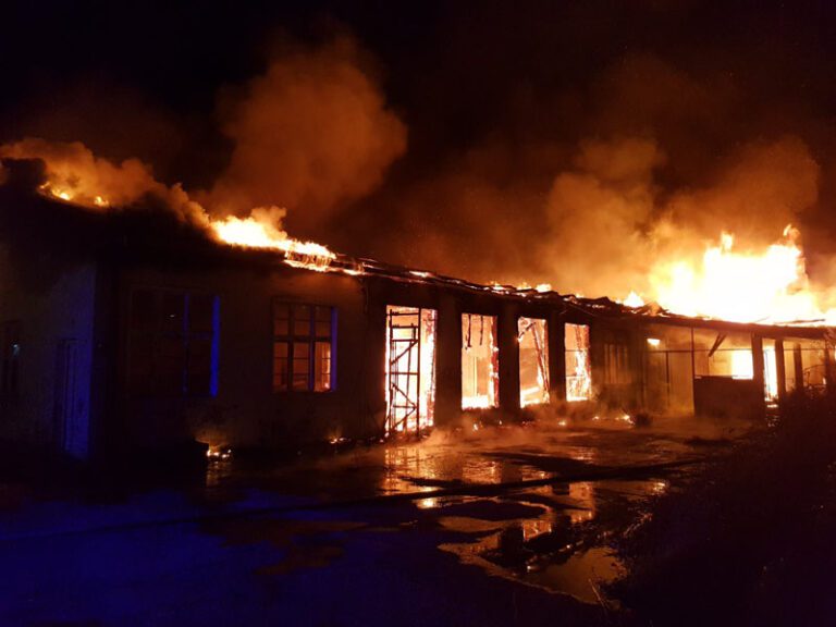 Trinaestogodišnjak osumnjičen za izazivanje požara u Igalu