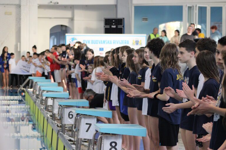 Plivači Jadrana sa 187 medalja drugi na Prvenstvu Crne Gore