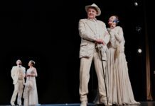 Pozorište mladih iz Sankt Peterburga: Uspješno izvođenje predstave „Ludi novac“