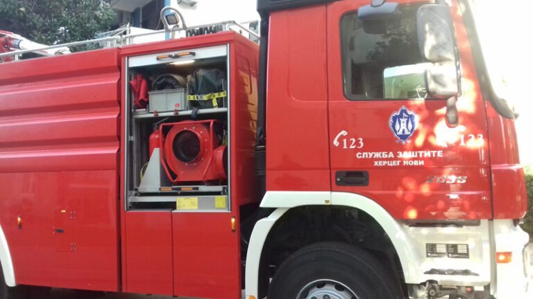 Nema kraja požarima, vatrogasci gase na Sitnici i Kamenom
