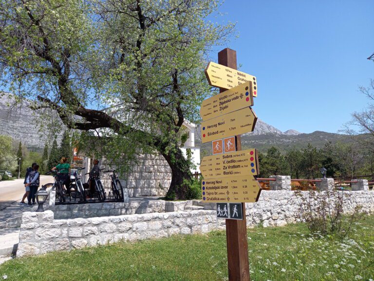 Sajam domaće trpeze na Kamenom