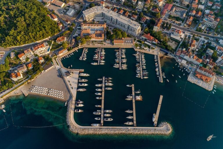 Nova 2023. godina u Hotelu Lazure: Ivana Peters, raskošna jela, šampanjac, program za djecu…