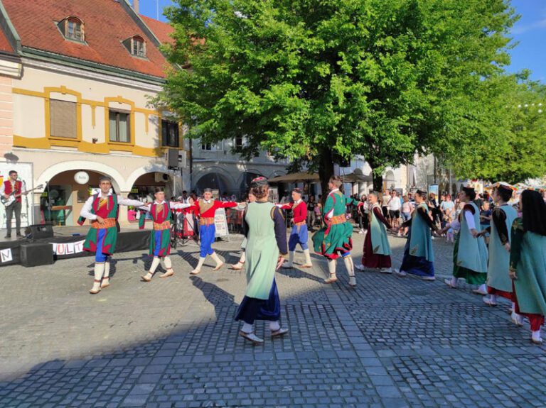 Članovi “Sloge” posjetili Novo Mesto