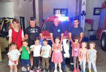 Mališani vrtića sa Savine posjetili vatrogasce