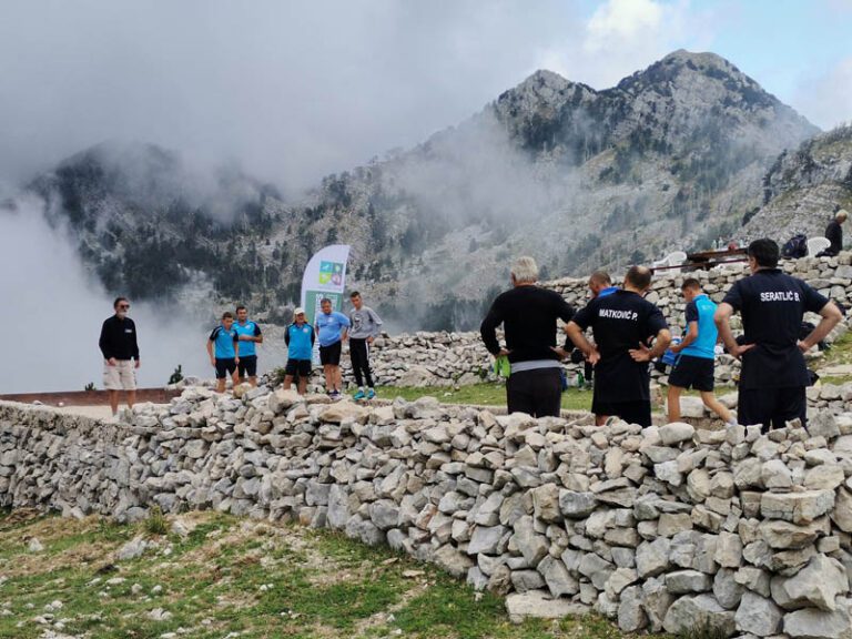 “Dani baštine” na Orjenu čuvaju tradiciju suvogradnje i planinskog boćanja