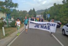 Protest građana Tivta protiv davanja koncesije za Aerodrom Tivat