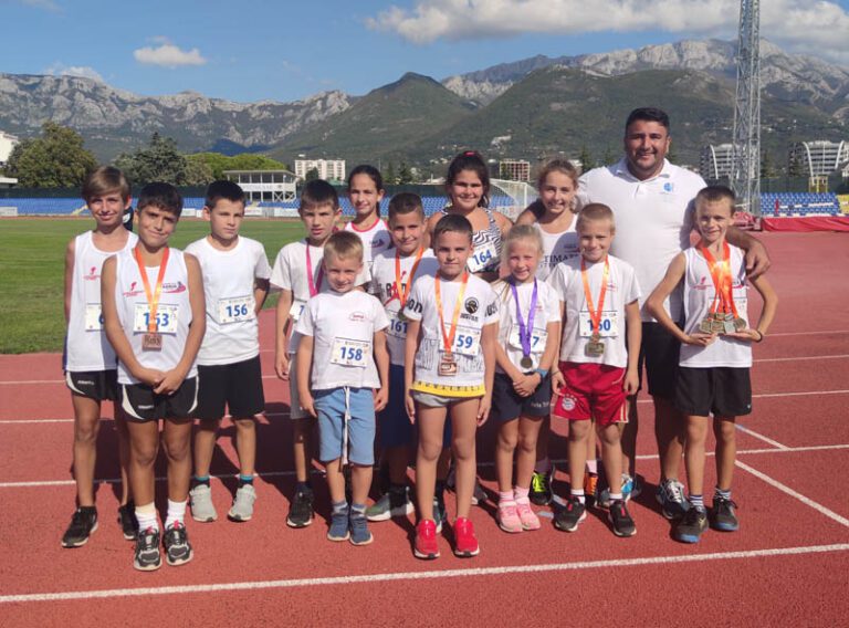“Jump” sa 12 medalja u Baru