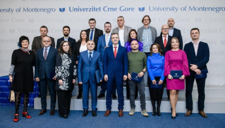 Prof. dr Vuku Vukoviću priznanje Univerziteta Crne Gore
