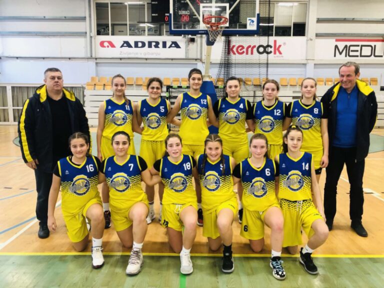 Košarkašice Primorja ubjedljive na startu turnira u Novom Mestu