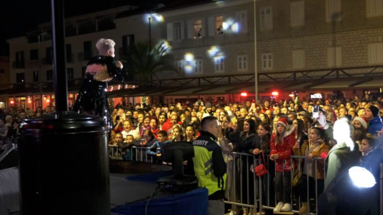 Veličanstvena novogodišnja noć u Tivtu