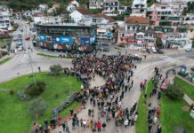 Protest radnika Instituta: Nismo gubitnici koji traže državnu pomoć