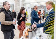 Otvoren Salon vina 54. Praznika mimoze: Slavljenje ljepote vina, mimoze i Herceg Novog