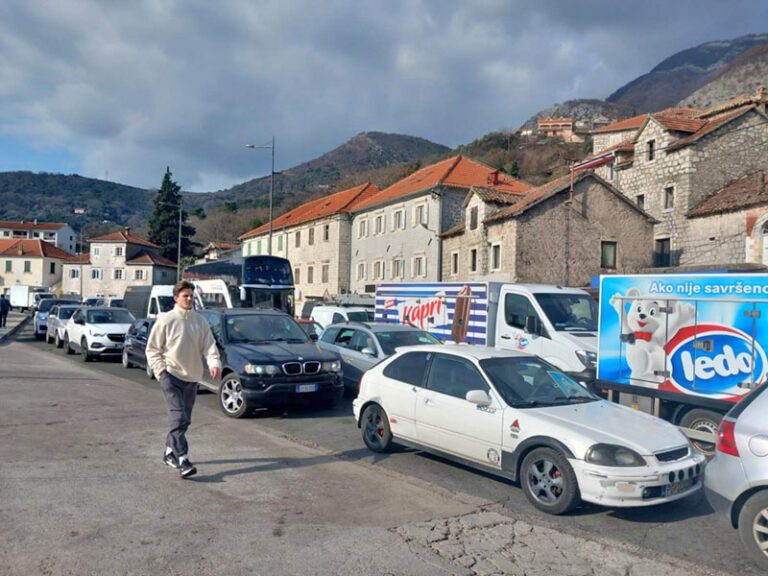 Trajekt “Prizna” u toku dana stiže iz Dubrovnika