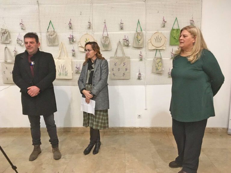 Sačuvati tradicionalne zanate i promovisati ručno rađene suvenire