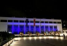 Svjetski dan borbe protiv dijabetesa- zgrada Opštine u plavoj svjetlosti