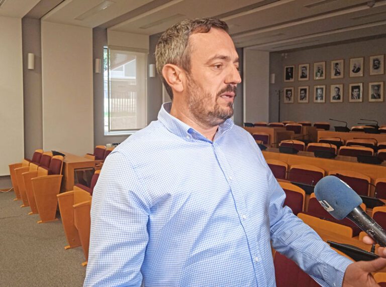 Vladislavu Velašu podrška za potpredsjednika Opštine u Skupštini, kod Olivere „zapelo“