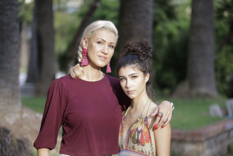 Summer session: Modne kreacije majke i kćerke, Ane Kovačević i Elene Anastasiju