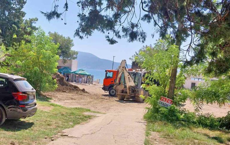 U Igalu zemljani radovi, odvoz šuta, iskopi za temelje, moraju se završiti