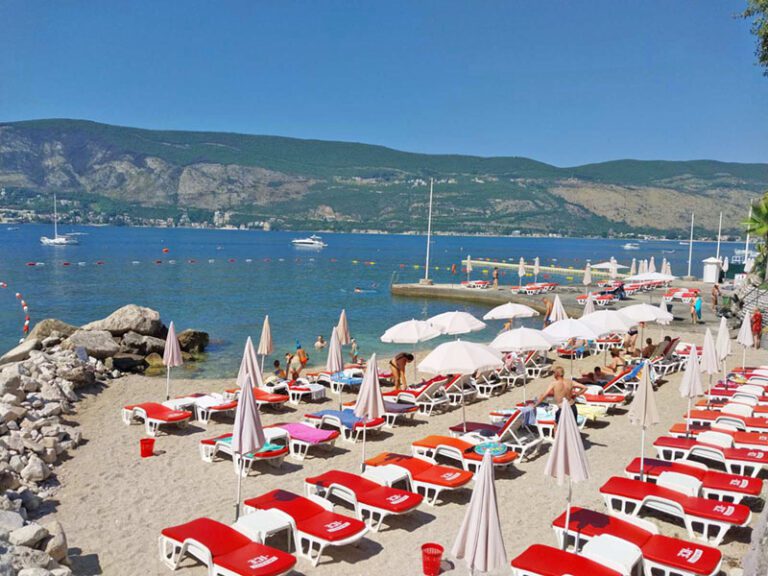 U Herceg Novom 23% više gostiju: Najviše iz regiona, Francuske, Njemačke i Velike Britanije