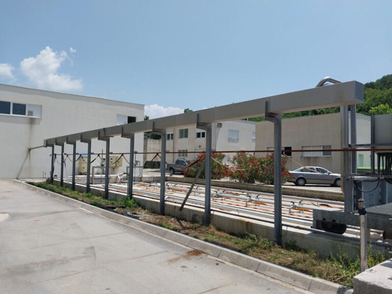 Isparenja iz postrojenja u Meljinama “pod kontrolom”, ali građani se i dalje žale na neprijatne mirise