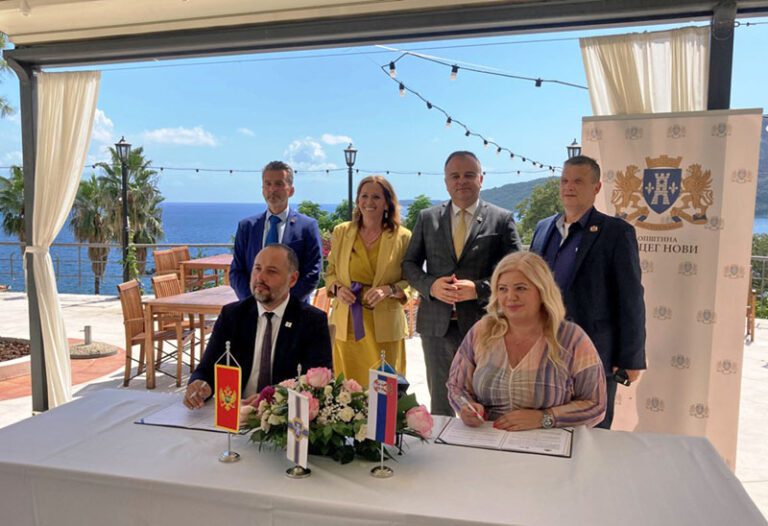 Opština Herceg Novi i Privredna komora Srbije daju impuls razvoju ženskog i omladinskog preduzetništva