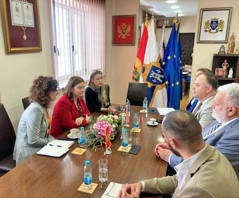 Američka ambasadorka u Crnoj Gori, Džudi Rajzing Rajnke treći put u Opštini Herceg Novi