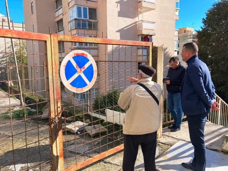 U najavi realizacija više projekta na Toploj: Od rekonstrukcije sportskog terena do nove montažne garaže