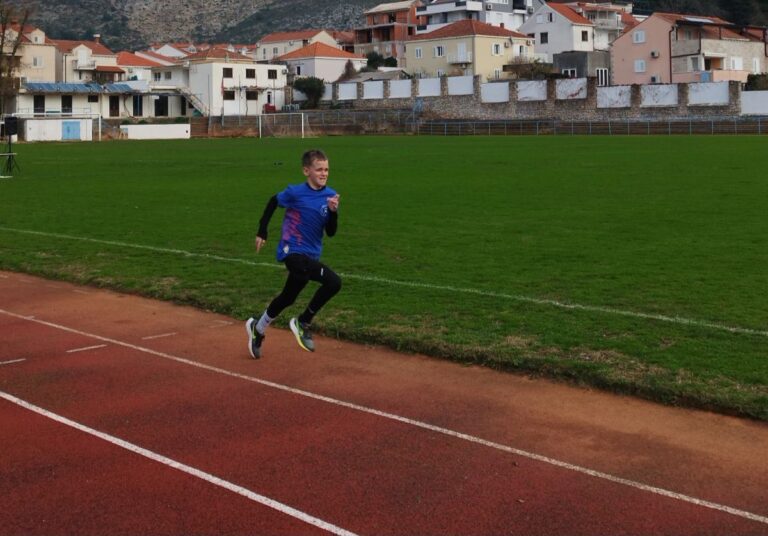 Nezaustavljivi Viktor Jančić:  Samo niže nove uspjehe u atletici