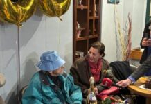 Vojo vijek proslavlja s prijateljima i zvaničnicima Vojo stanic 100