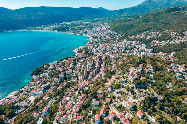 Anketa turista 2024: Herceg Novi ocijenjen sa 4,16, postaje odredište mladih