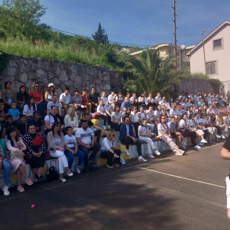 Regionalna humanitarna akcija  „Njihov osmjeh vrijedi više“ u Dječijem domu Mladost