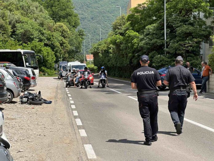 IMG-b0d493c9f291683605ef1cfaa1127fcd-V Saobracajna nezgoda