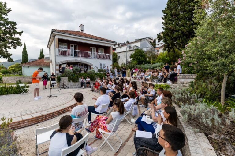 Treći festival „Pored mora, pjevati se mora“: U Herceg Novom preko 200 mladih pjevača