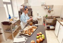 Pekarka Jelena pravi i voli dobar hljeb, peciva i priču, sluša mušterije