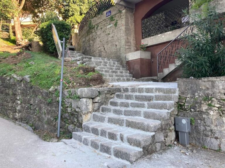 Novo ruho za stepenište Mihajla Mustura