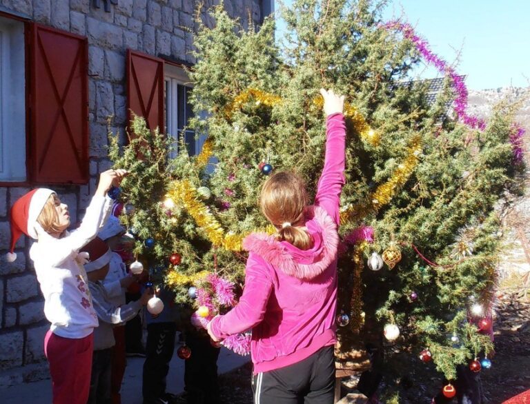 Sjutra svi u planinu na tradicionalno kićenje kleke
