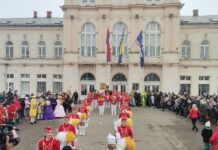 Bijeljina i Banja Luka u znaku 56. Praznika: Mimozin karavan dočekan sa oduševljenjem