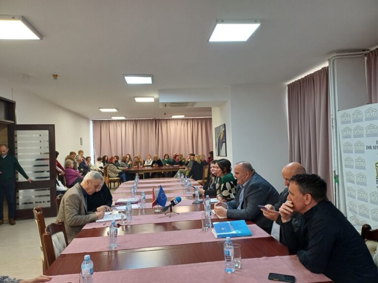Vlada i Rakčević se dogovorili, biće partneri, neće stečaj u Institutu, niti prodaju Prve faze