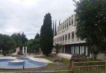 Titova rezidencija “Lovćenka” u Meljinama prepuštena “zubu vremena”, neobezbijeđena