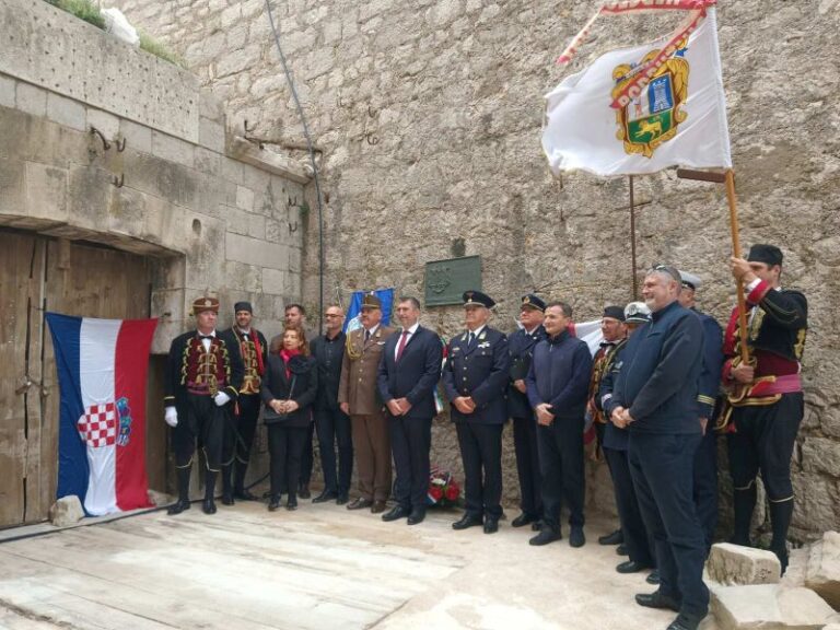 108. godišnjica Otrantske bitke: Položeni vijenci žrtvama na Ponta Oštri