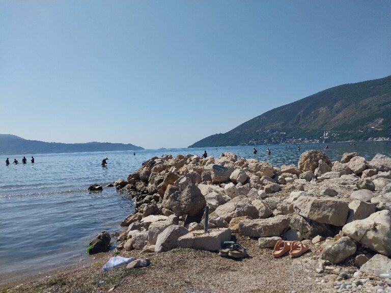 Morska voda odličnog kvaliteta na 88,6 odsto kupališta na primorju
