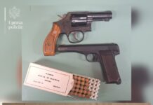 Pretresi u više gradova: U Herceg Novom oduzeta dva pištolja sa 37 metaka i kokain