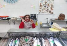 Na novskoj pijaci malo ribe, ponuda slaba i zbog kiše
