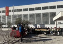 Protest zakupaca i građana: “Plato ispred zgrade Opštine biće Kruševička pijaca”