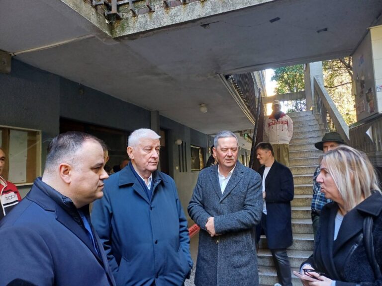 Struka kaže: Bezbjedno stanovanje u „Plavoj zgradi“, ali mora hitno da se sanira