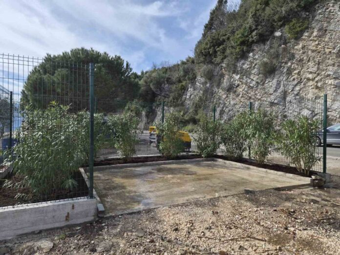 IMG-c59bc659076925327fdb7b2ef69743ba-V