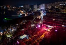 Spektakularna završnica 57. Praznika mimoze: Više od 10 000 posjetilaca slavilo uz Aca Pejovića