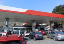 Nestašica goriva ako se ne dozvole slobodne cijene: U Herceg Novom na pumpama redovi, povećan promet